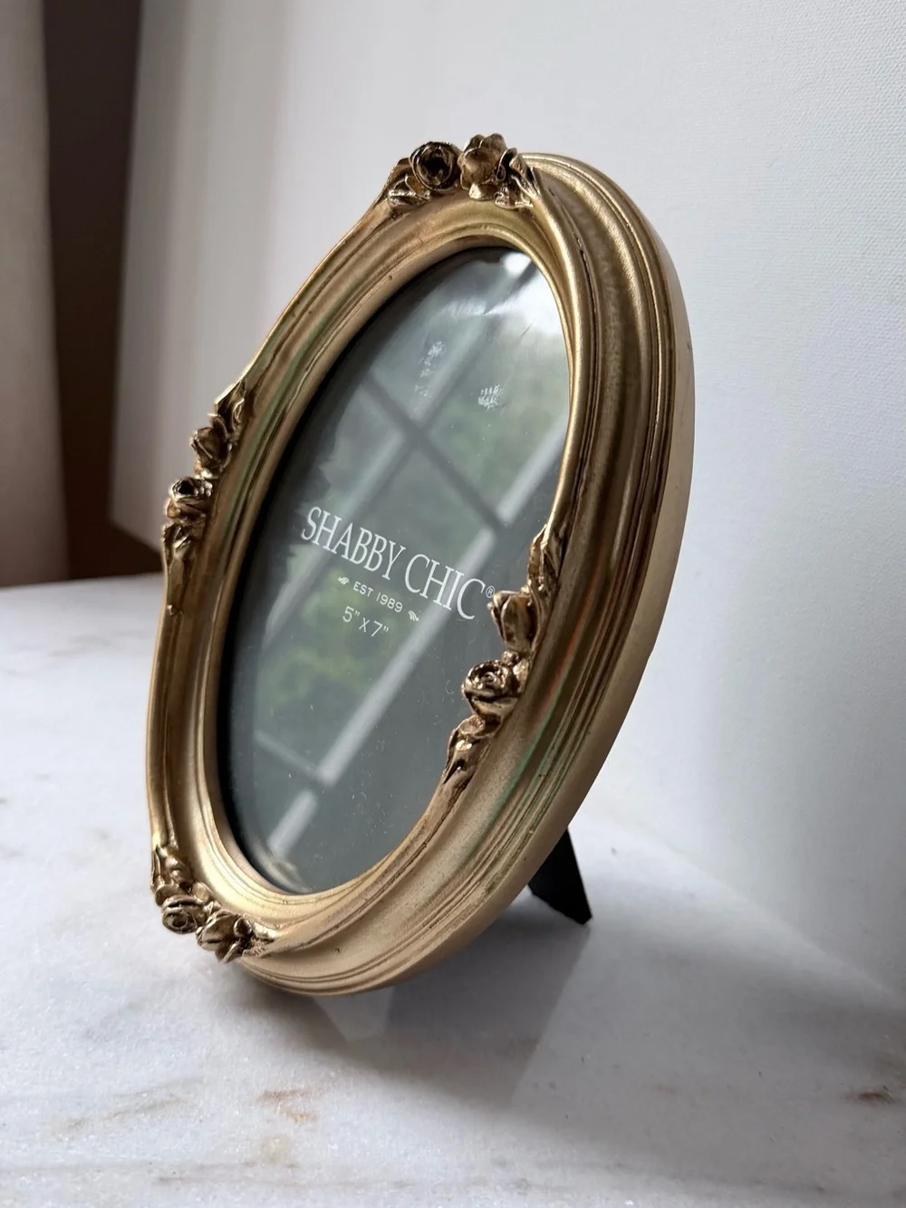 Shabby Chic Gold Ornate Oval Photo Frame with Floral Accents